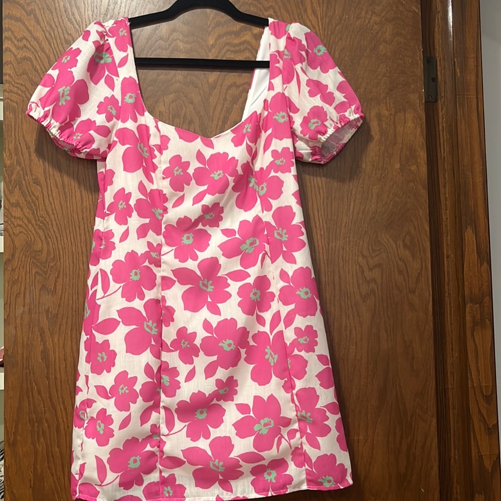 Lelis Pink Flower Short Sleeve Mini Dress